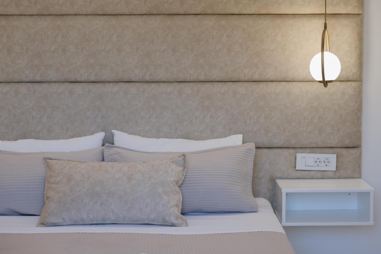Dora Apartments Agia Pelagia Eksteriør billede