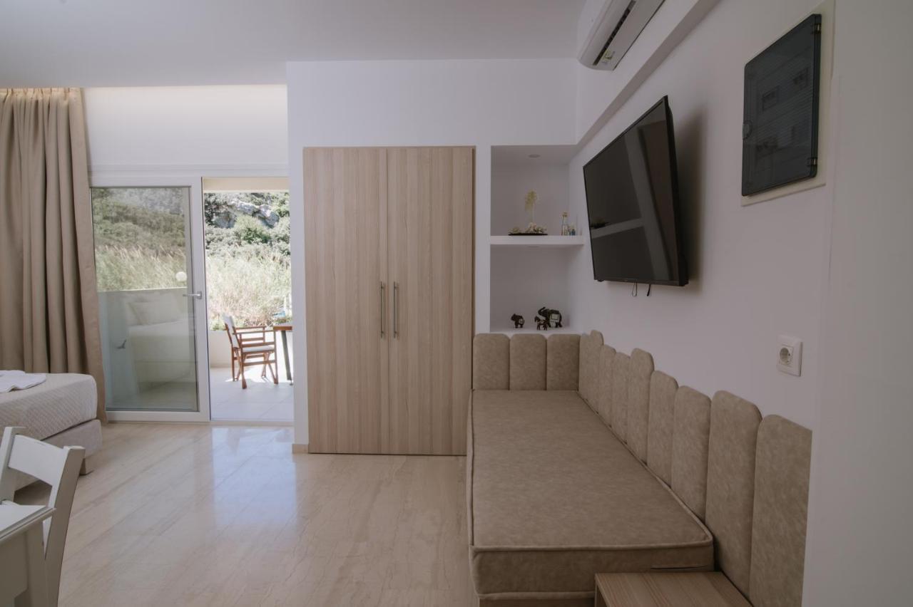 Dora Apartments Agia Pelagia Eksteriør billede